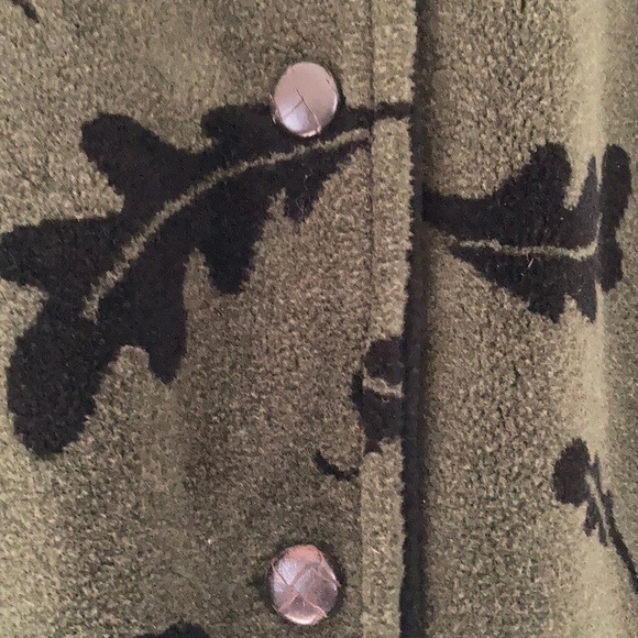 Reversable Fleece Coat - Picture 10 of 16